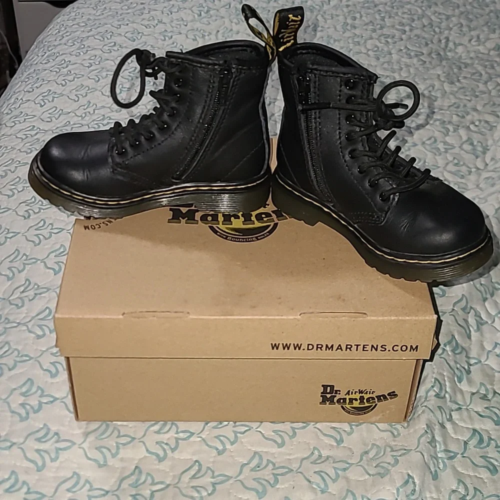 Dr Martens 1460 Softy T Leather Lace Up Boots